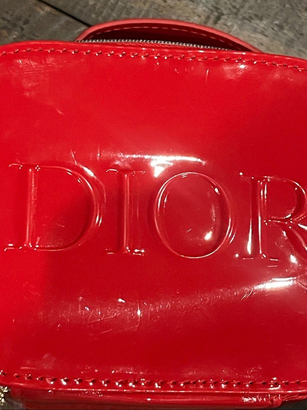 DIOR Beauty Case Patent Red - Picture 14 of 17